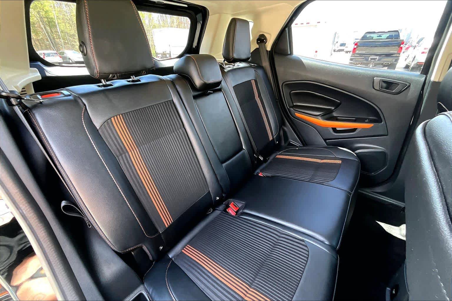 Certified 2018 Ford EcoSport SES w/ SES Cold Weather Package AWD/4WD image 20