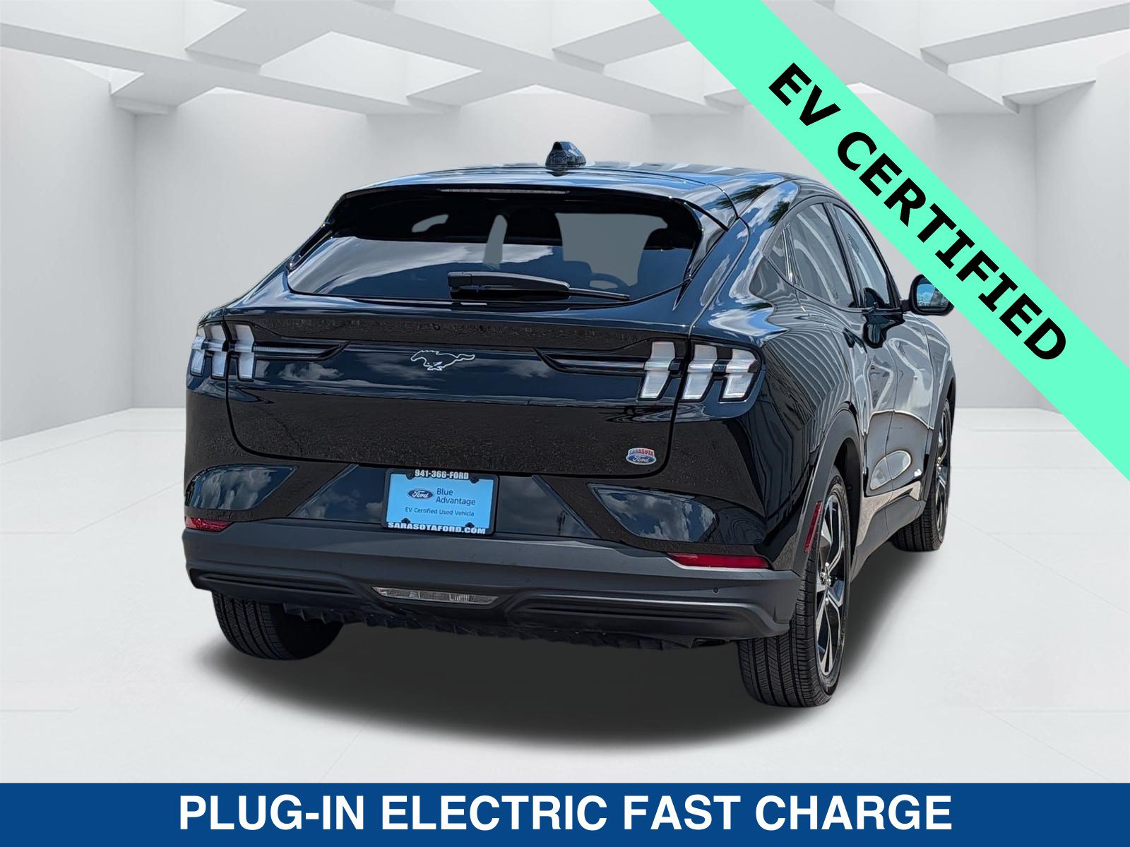 Certified 2025 Ford Mustang Mach-E Select RWD image 4