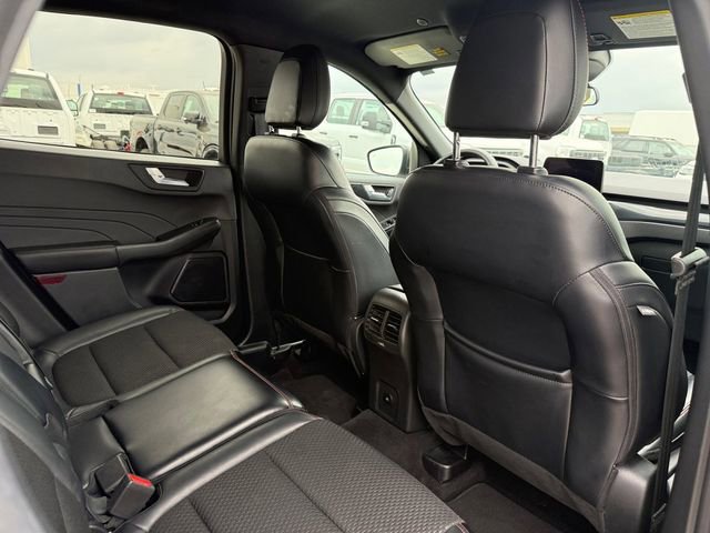 Certified 2025 Ford Escape ST-Line image 13