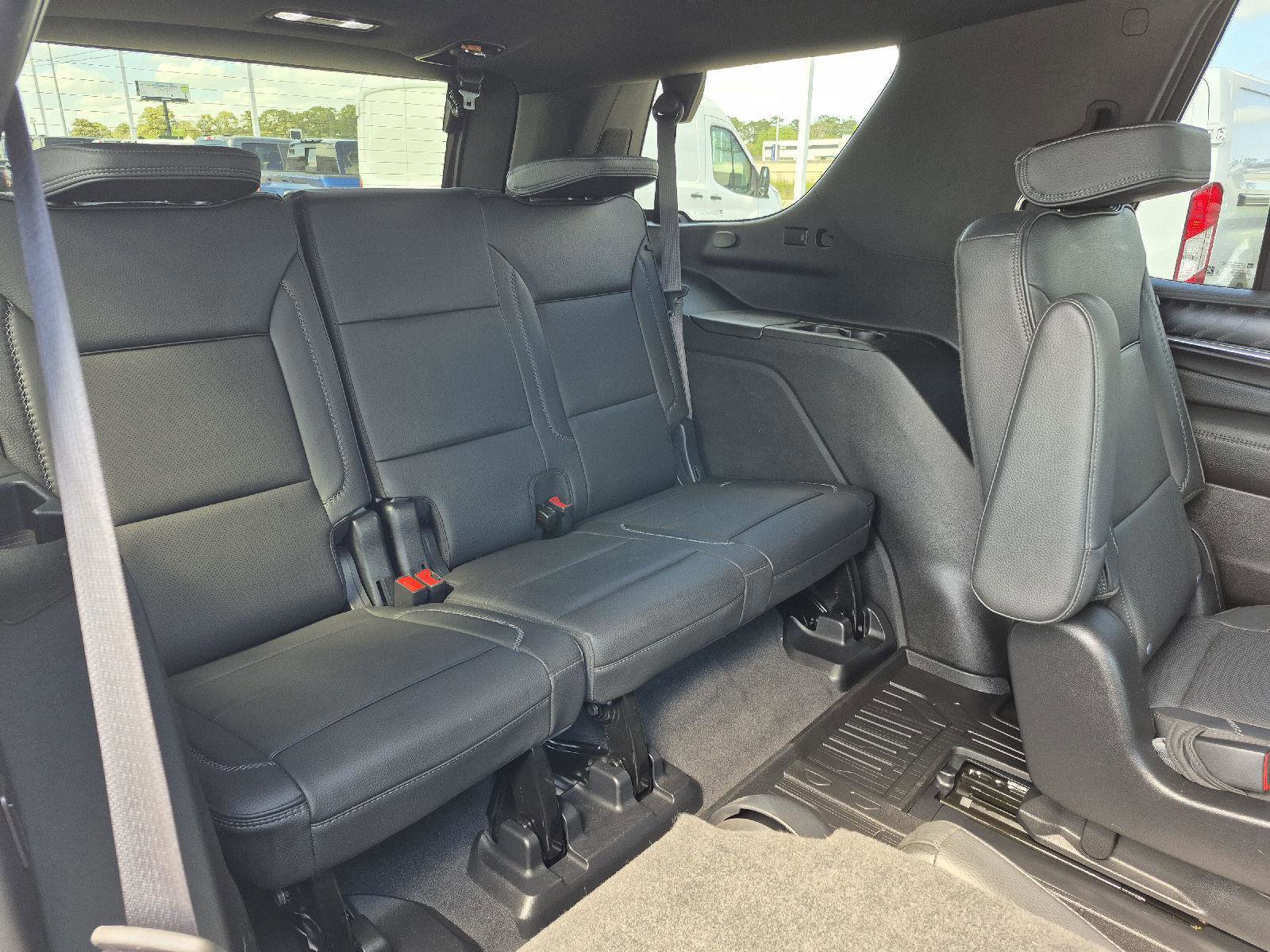 Used 2023 GMC Yukon Denali w/ LPO, Floor Liner Package image 21