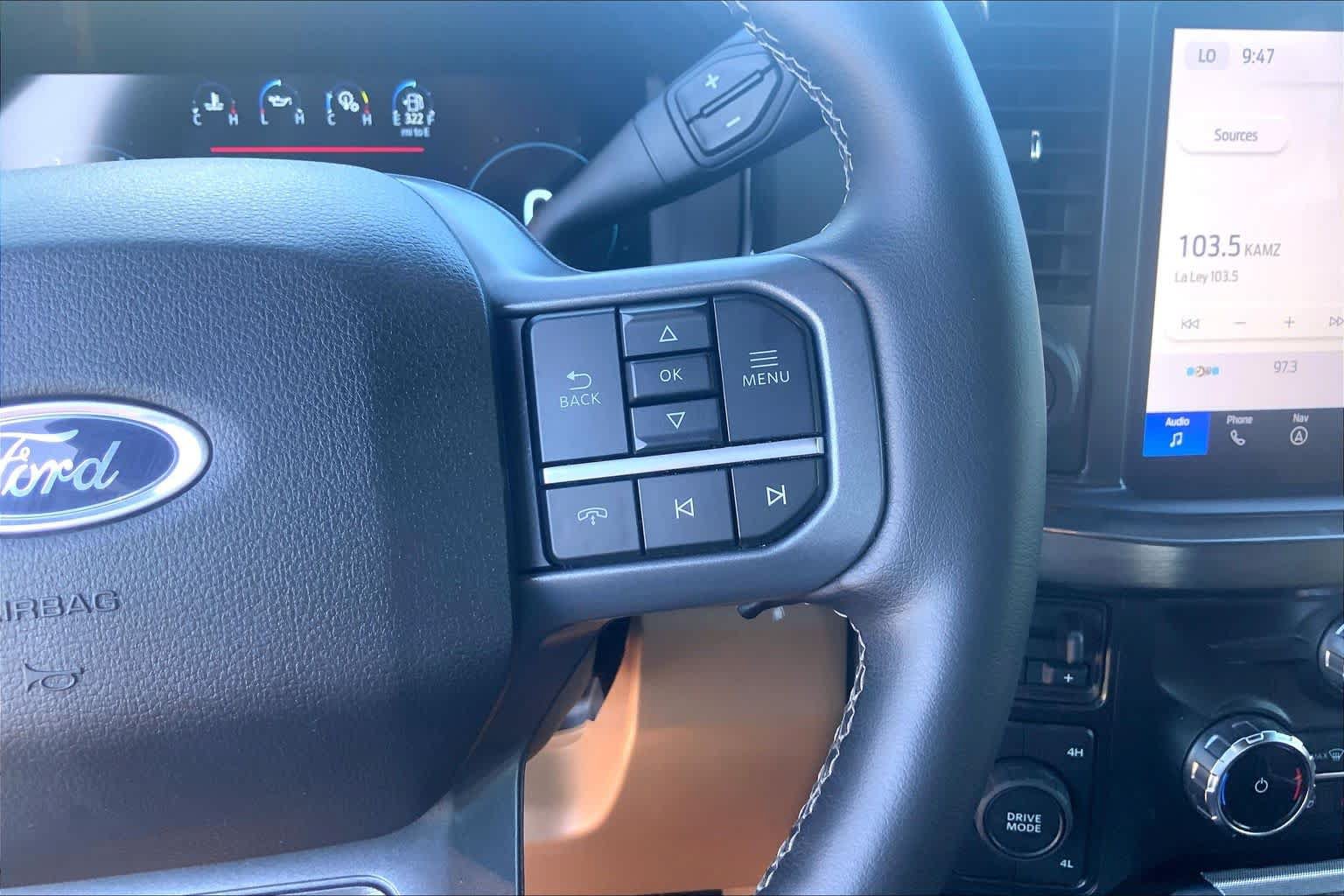 Certified 2025 Ford F450 Lariat w/ Lariat Ultimate Package AWD/4WD image 25