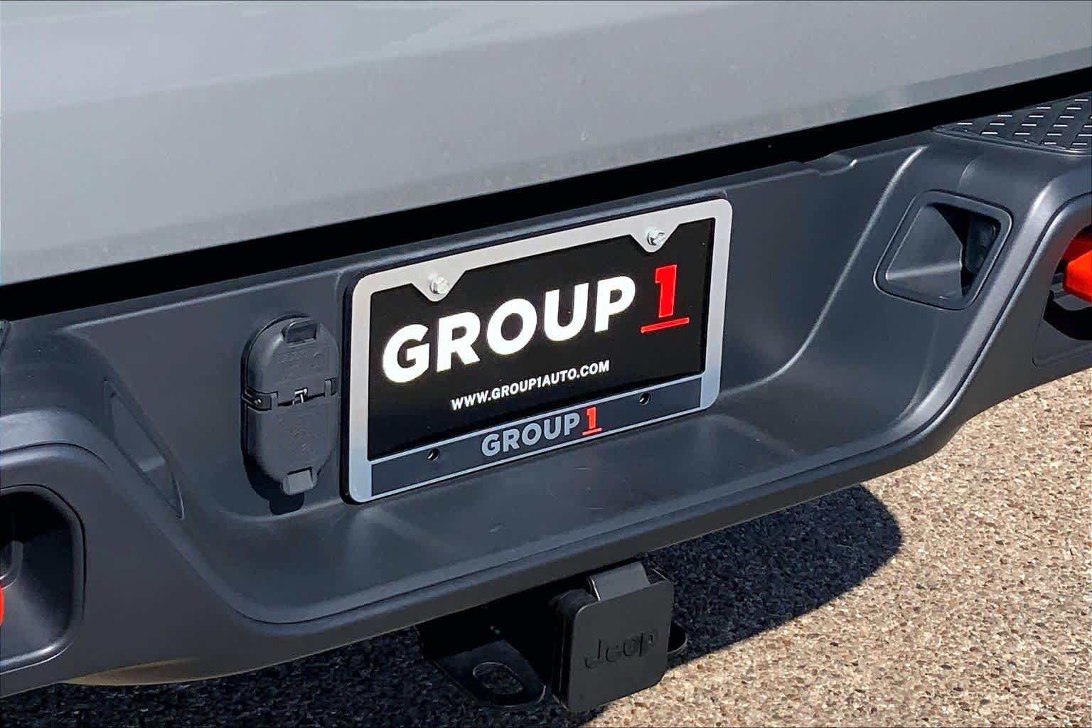 Used 2023 Jeep Gladiator Mojave w/ LED Lighting Group AWD/4WD image 31