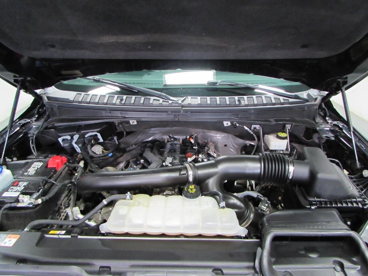 Certified 2024 Ford Expedition Platinum AWD/4WD image 10