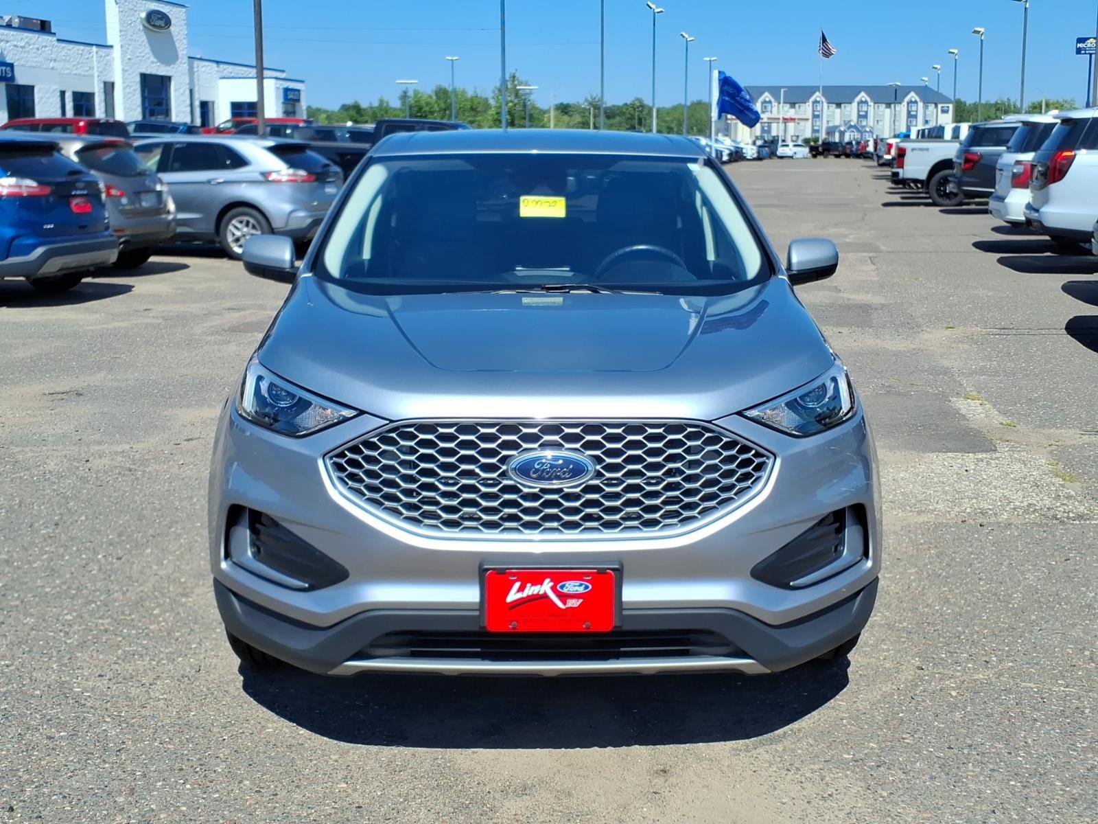 Certified 2024 Ford Edge SEL AWD/4WD image 9