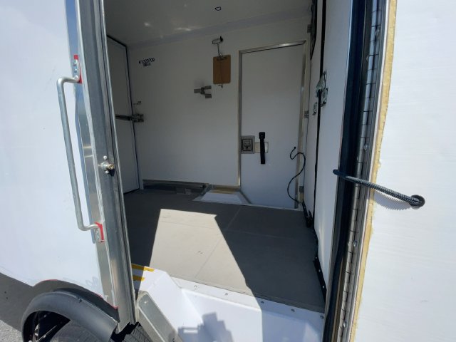 Certified 2024 Ford E-350 and Econoline 350 Super Duty w/ Power Windows & Locks Group RWD image 25