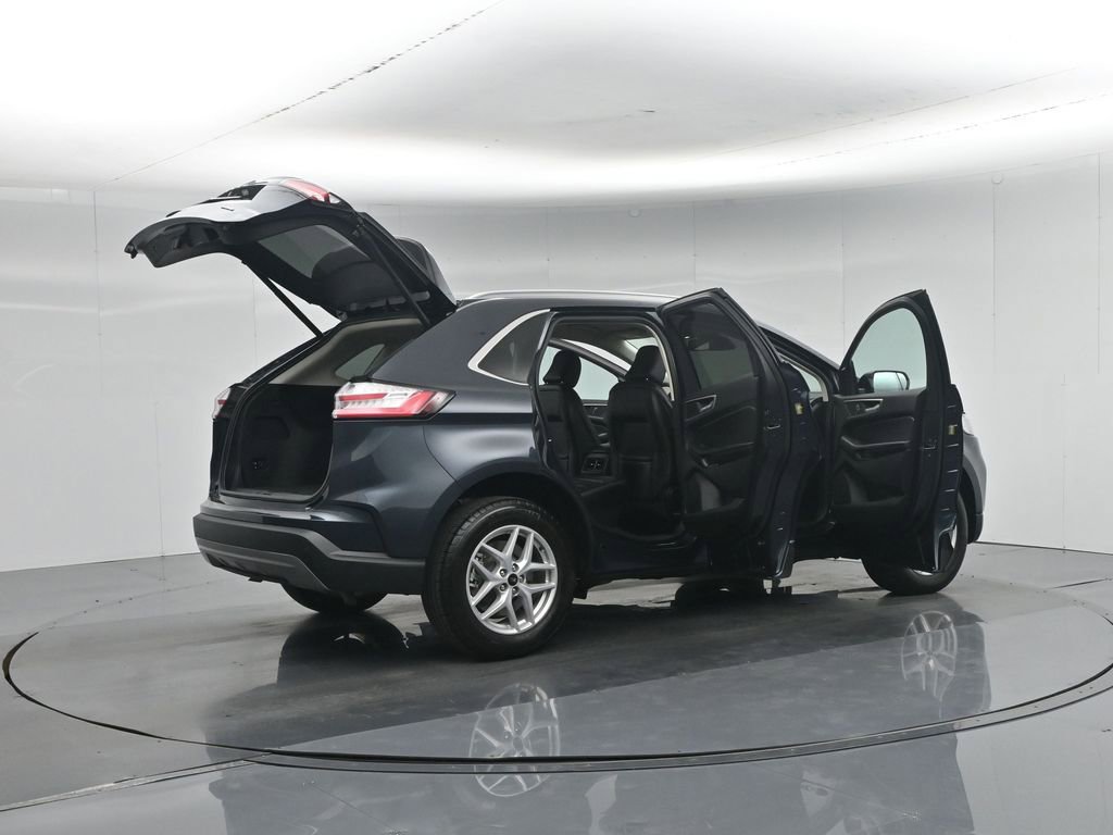 Certified 2024 Ford Edge SEL w/ Convenience Package AWD/4WD image 6