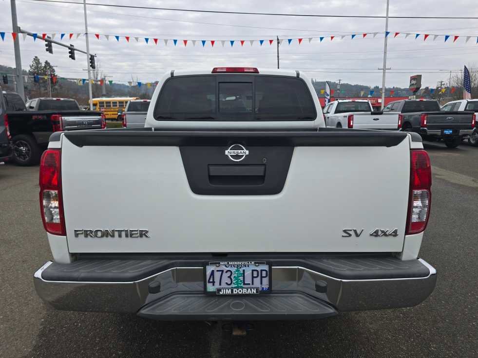 Used 2017 Nissan Frontier SV image 4