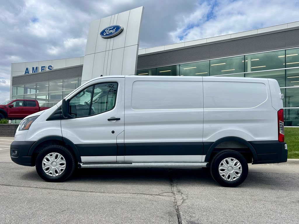 Certified 2025 Ford Transit 250 Low Roof w/ Exterior Upgrade Package RWD image 3