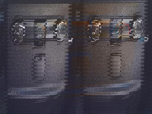 Certified 2017 Ford Explorer XLT w/ Equipment Group 202A image 11