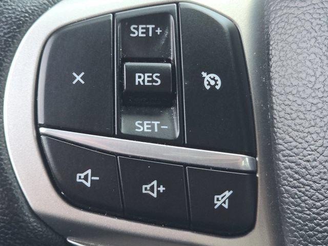 Certified 2022 Ford Explorer XLT w/ Equipment Group 202A AWD/4WD image 34