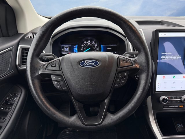 Certified 2022 Ford Edge SE w/ Black Appearance Package image 6