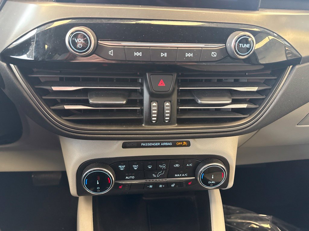 Certified 2023 Ford Escape Active AWD/4WD image 20