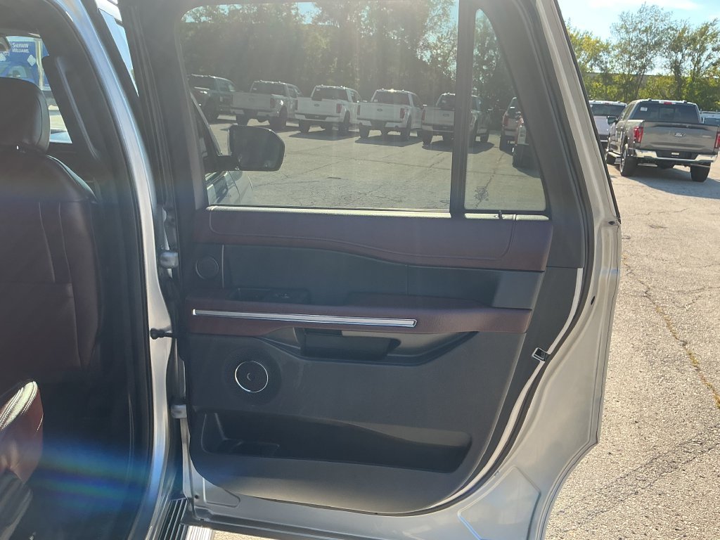 Certified 2024 Ford Expedition Max Limited AWD/4WD image 18