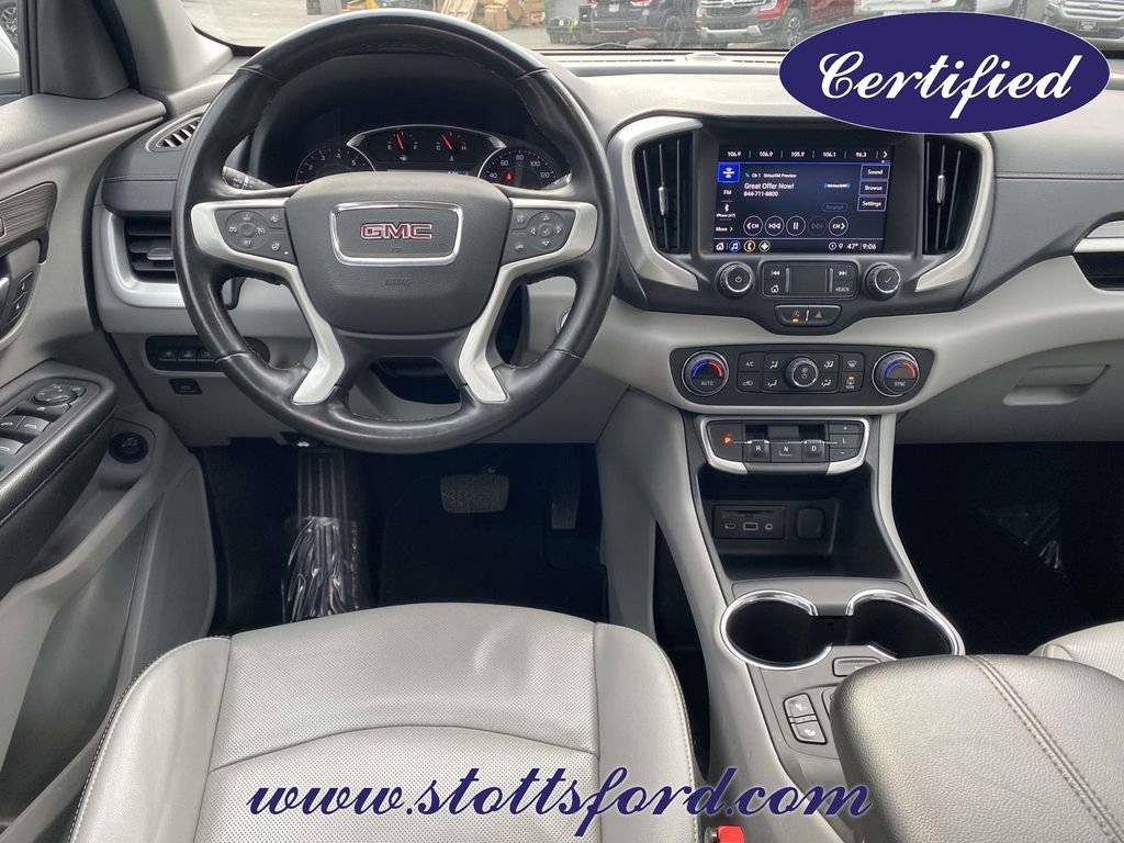 Used 2023 GMC Terrain SLT w/ Tech Package image 9