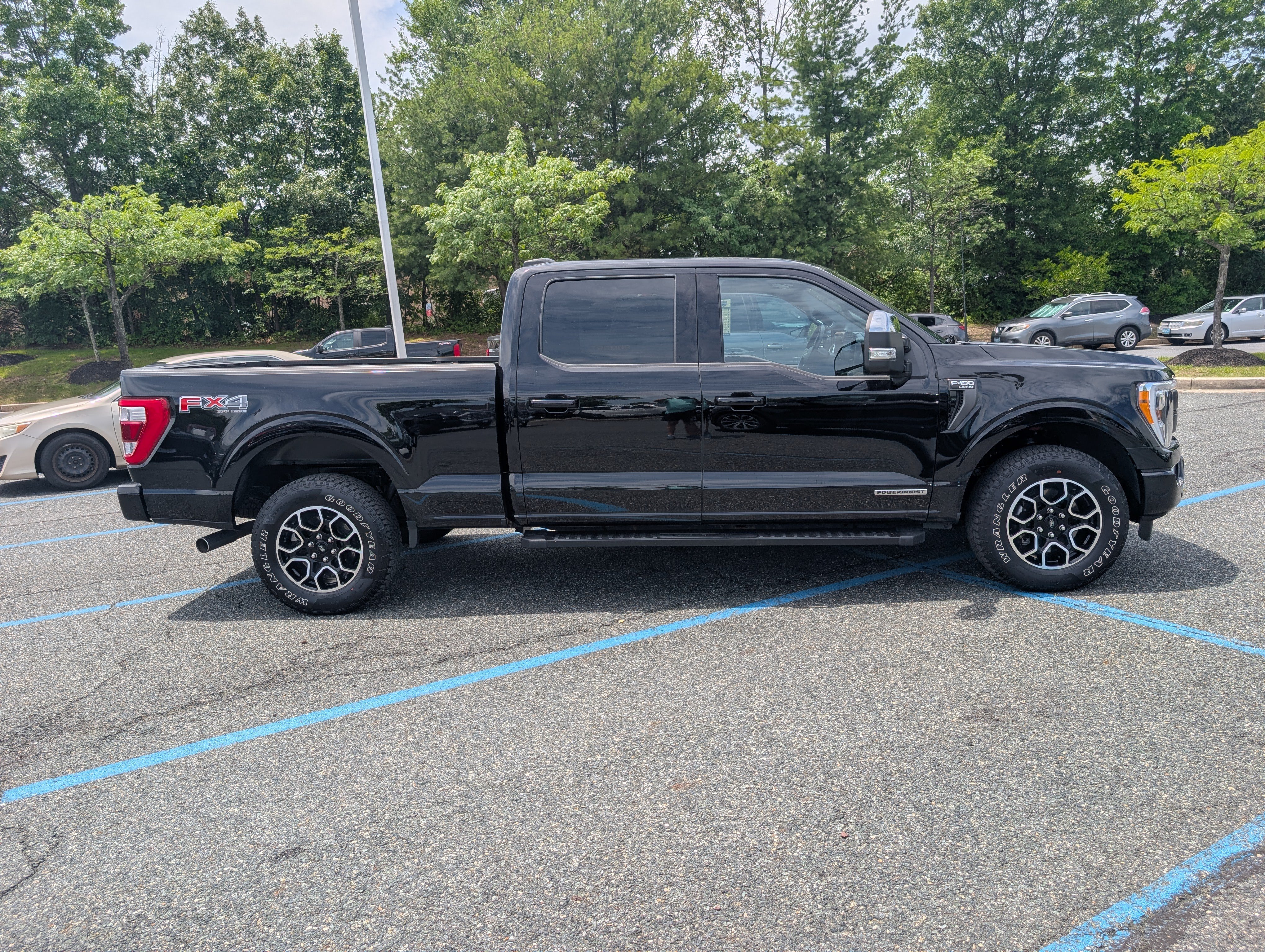Certified 2021 Ford F150 Lariat w/ Max Trailer Tow Package AWD/4WD image 2