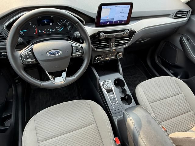 Certified 2022 Ford Escape SE w/ SE Sport Appearance Package AWD/4WD image 35