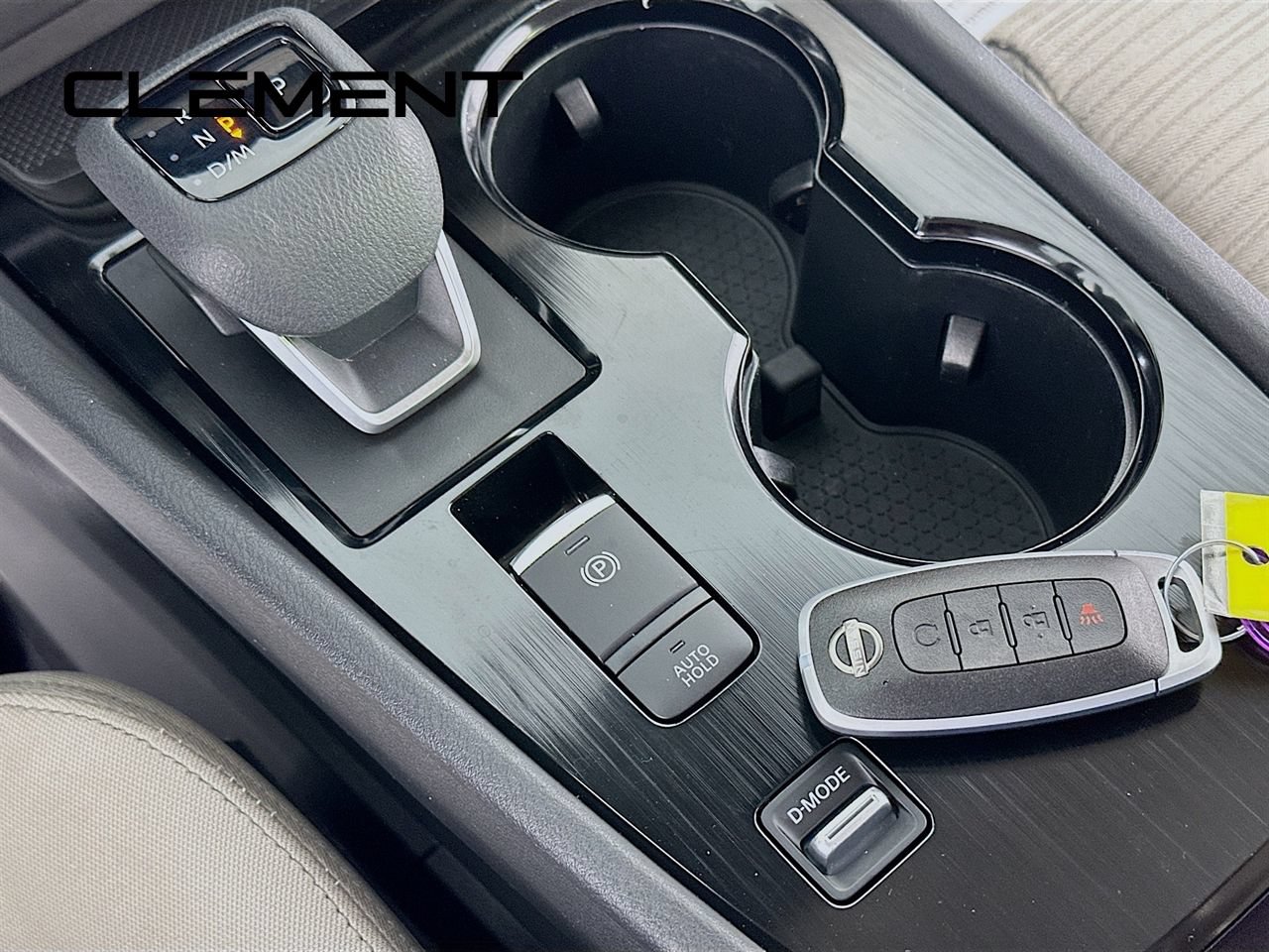 Used 2023 Nissan Rogue SV FWD image 23