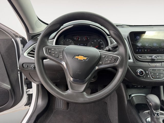 Used 2024 Chevrolet Malibu LT FWD image 12