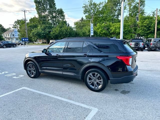 Certified 2023 Ford Explorer XLT w/ Equipment Group 202A AWD/4WD image 11