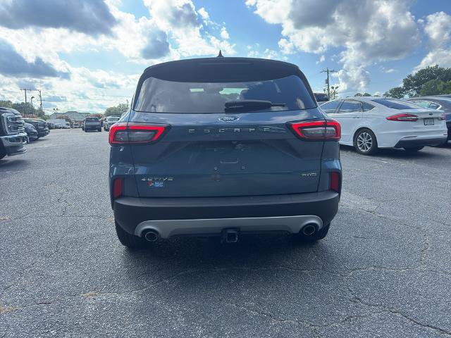 Certified 2025 Ford Escape Active w/ Cold Weather Package AWD/4WD image 2