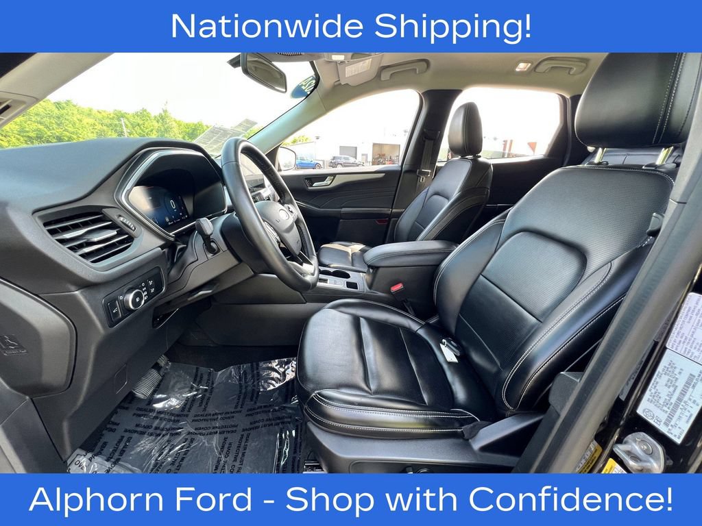 Certified 2024 Ford Escape Platinum AWD/4WD image 28