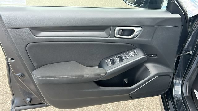 Used 2025 Honda Civic Sport image 16