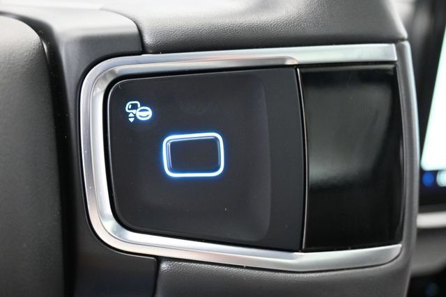 Certified 2025 Ford Expedition Active AWD/4WD image 17
