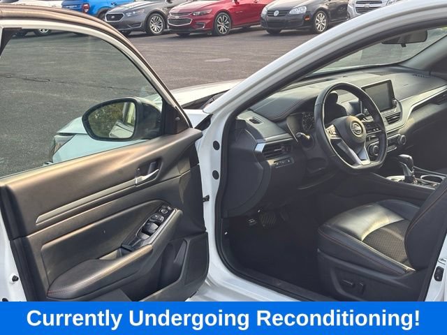 Used 2024 Nissan Altima 2.5 SR FWD image 10