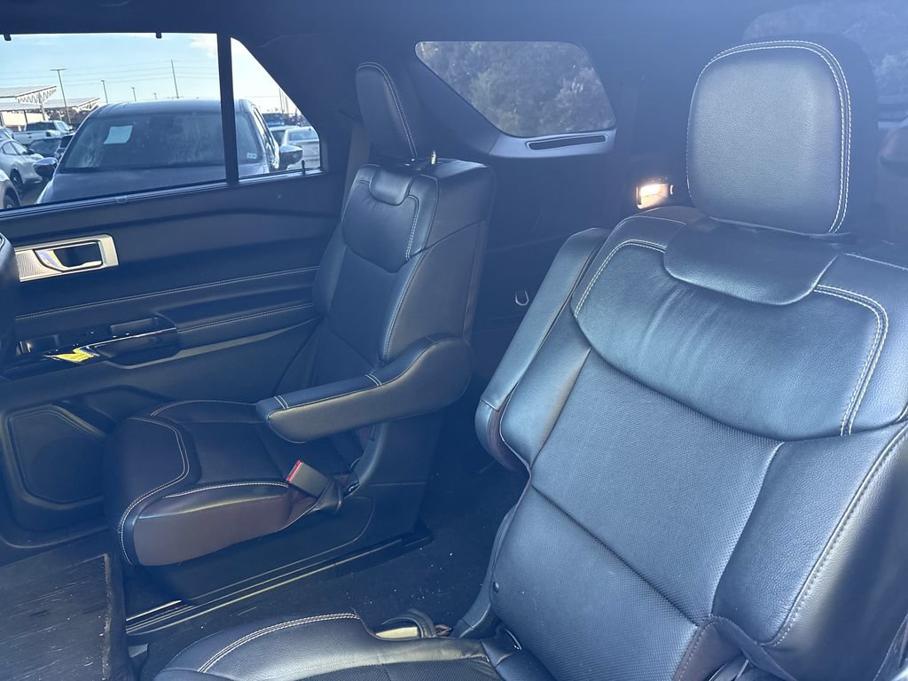 Certified 2023 Ford Explorer ST w/ Equipment Group 401A AWD/4WD image 11