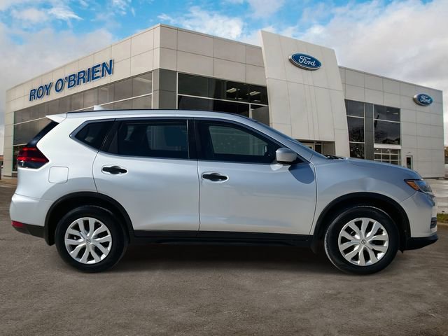 Used 2018 Nissan Rogue S image 6