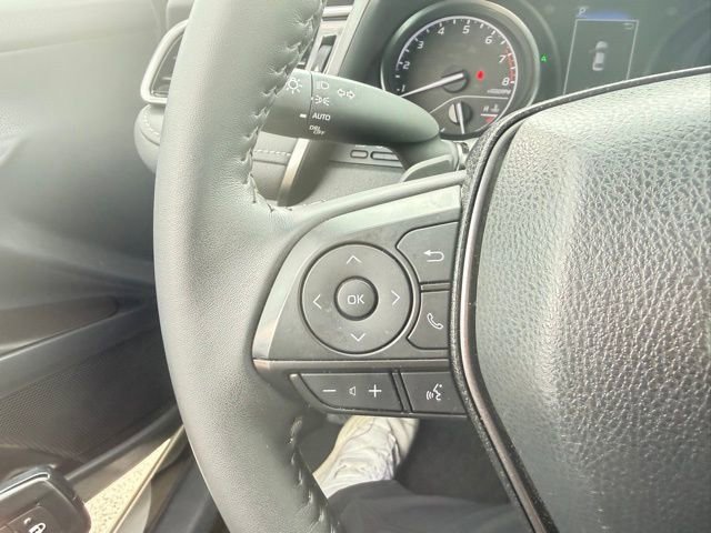 Used 2024 Toyota Camry SE w/ Convenience Package image 19