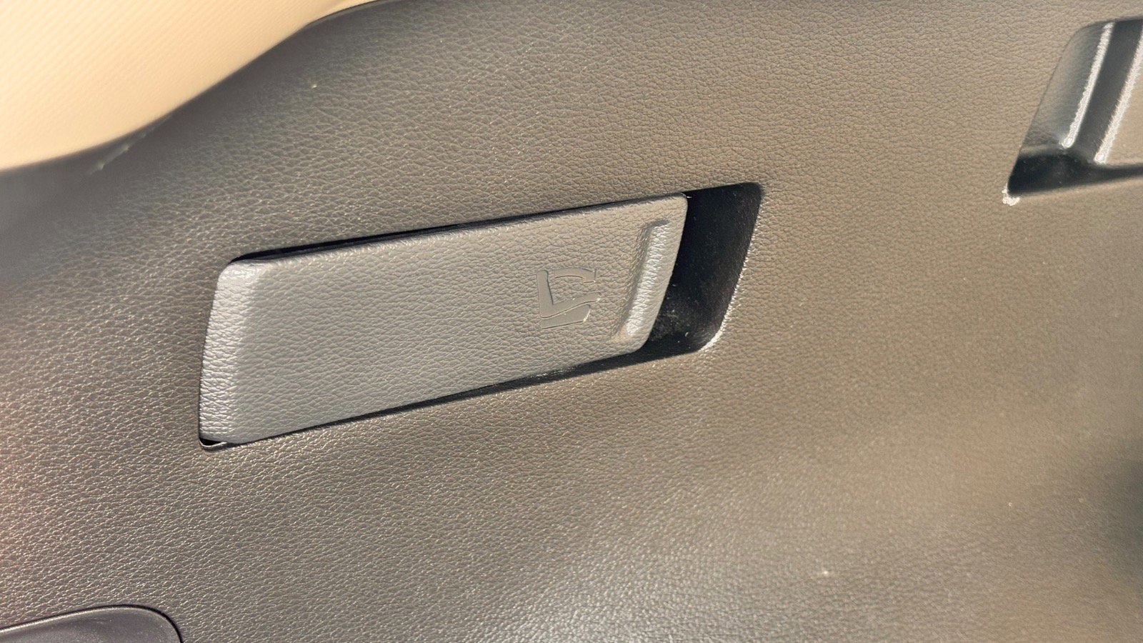 Used 2023 Kia Sportage LX image 13