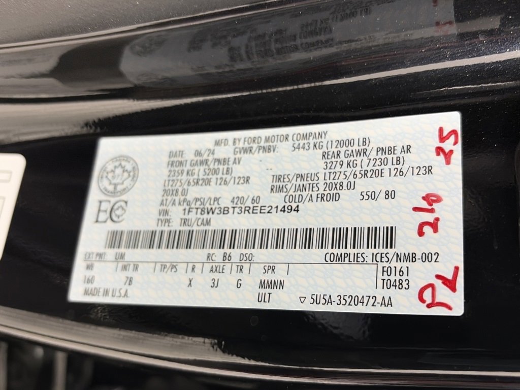 Certified 2024 Ford F350 Platinum w/ FX4 Off-Road Package image 9