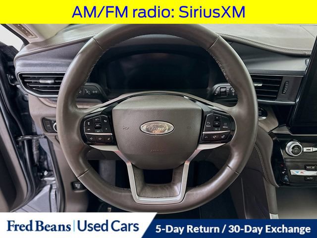 Certified 2024 Ford Explorer Platinum w/ Technology Package AWD/4WD image 14