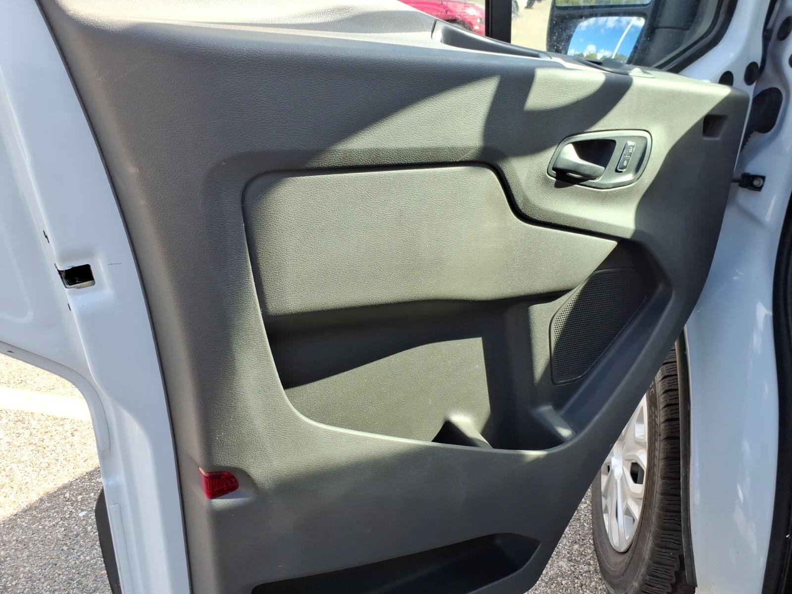 Certified 2025 Ford Transit 250 Low Roof w/ Exterior Upgrade Package RWD image 15