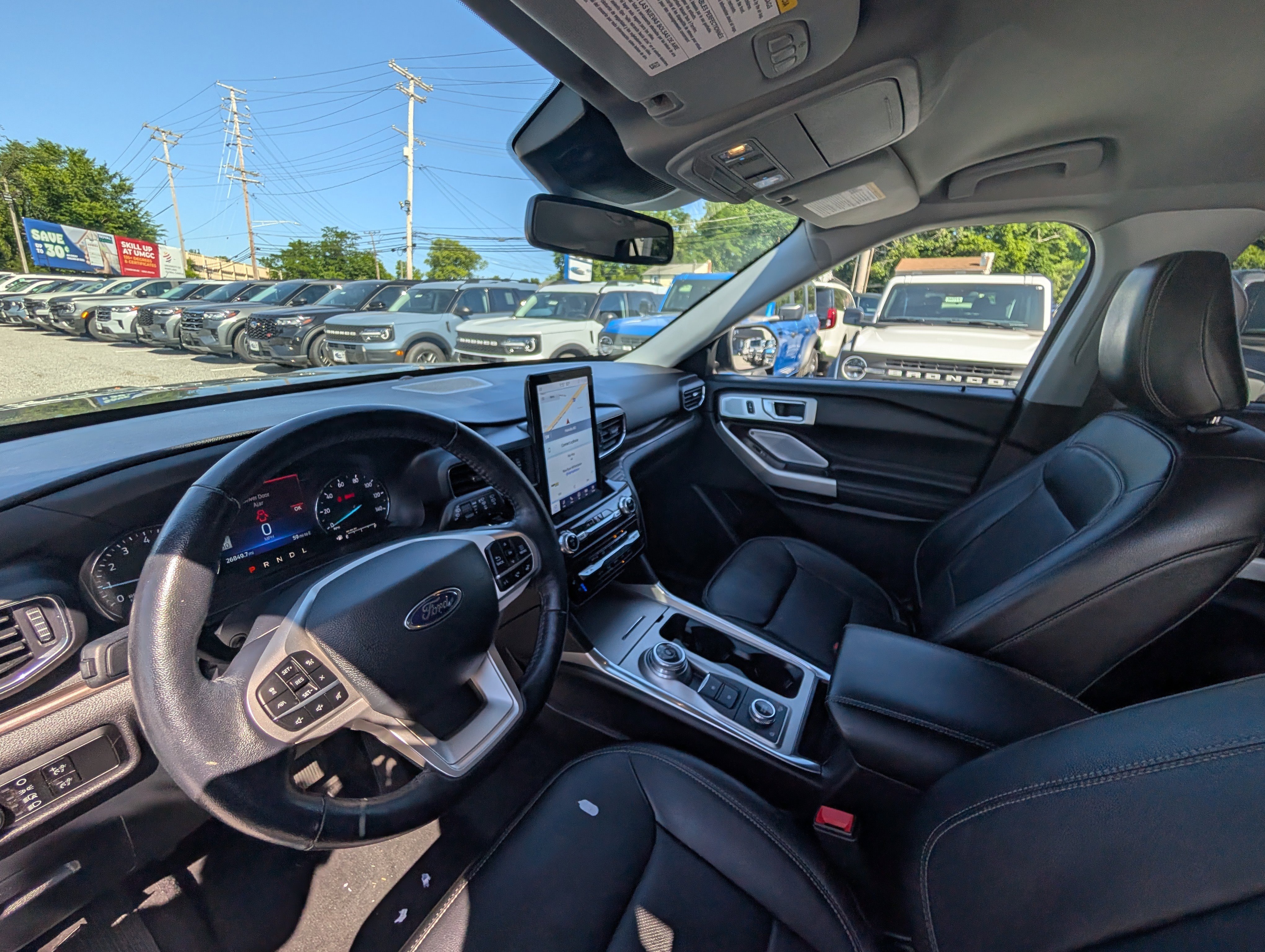 Certified 2022 Ford Explorer Limited w/ Limited Technology Package AWD/4WD image 19