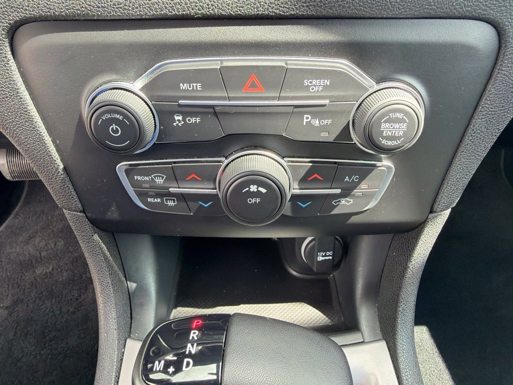 Used 2023 Dodge Charger SXT RWD image 25