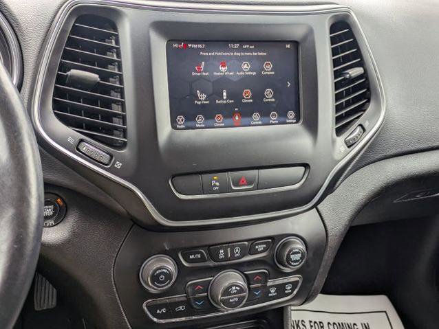 Used 2019 Jeep Cherokee Latitude Plus AWD/4WD image 20