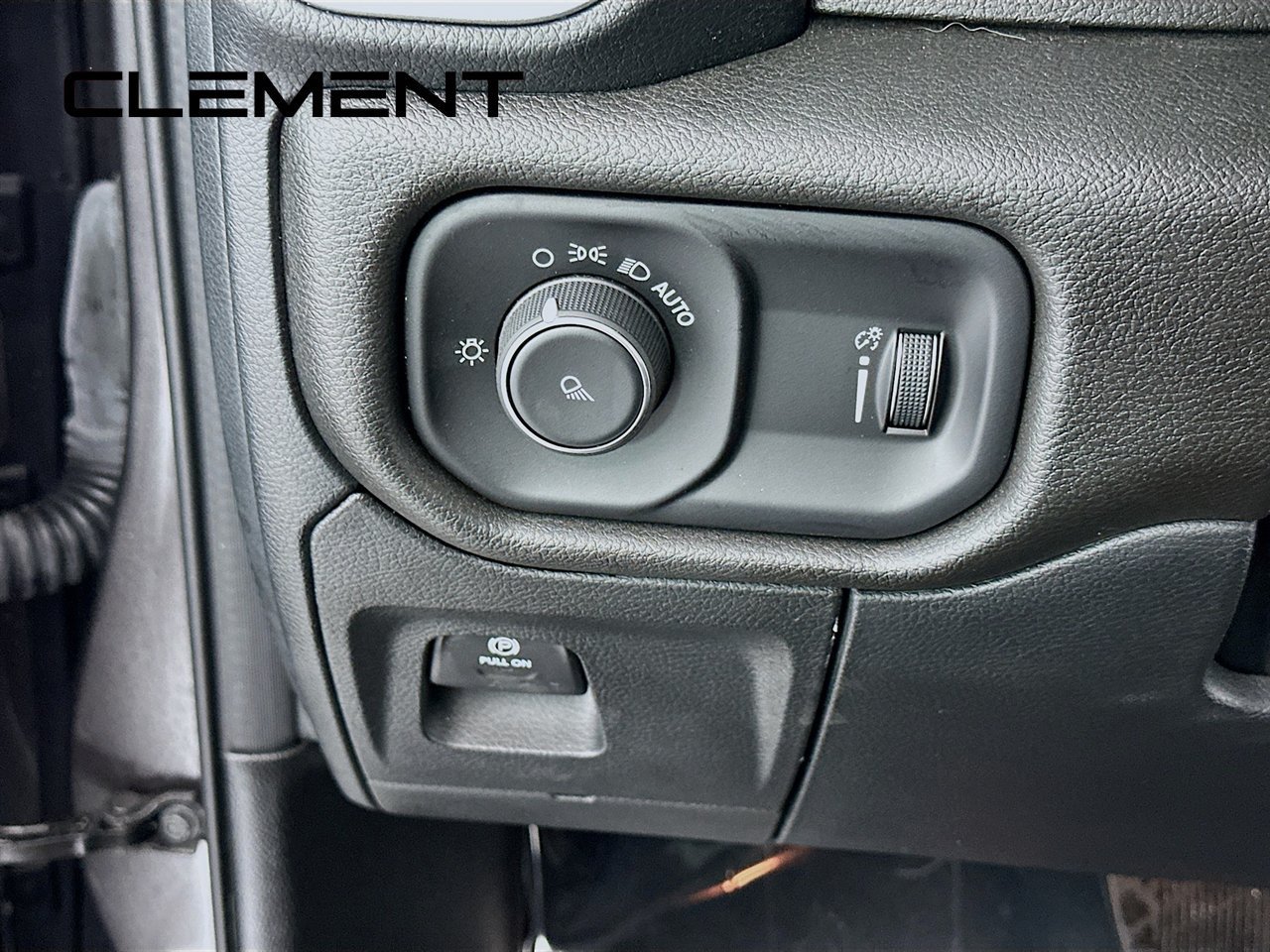 Used 2023 RAM 1500 Big Horn AWD/4WD image 14
