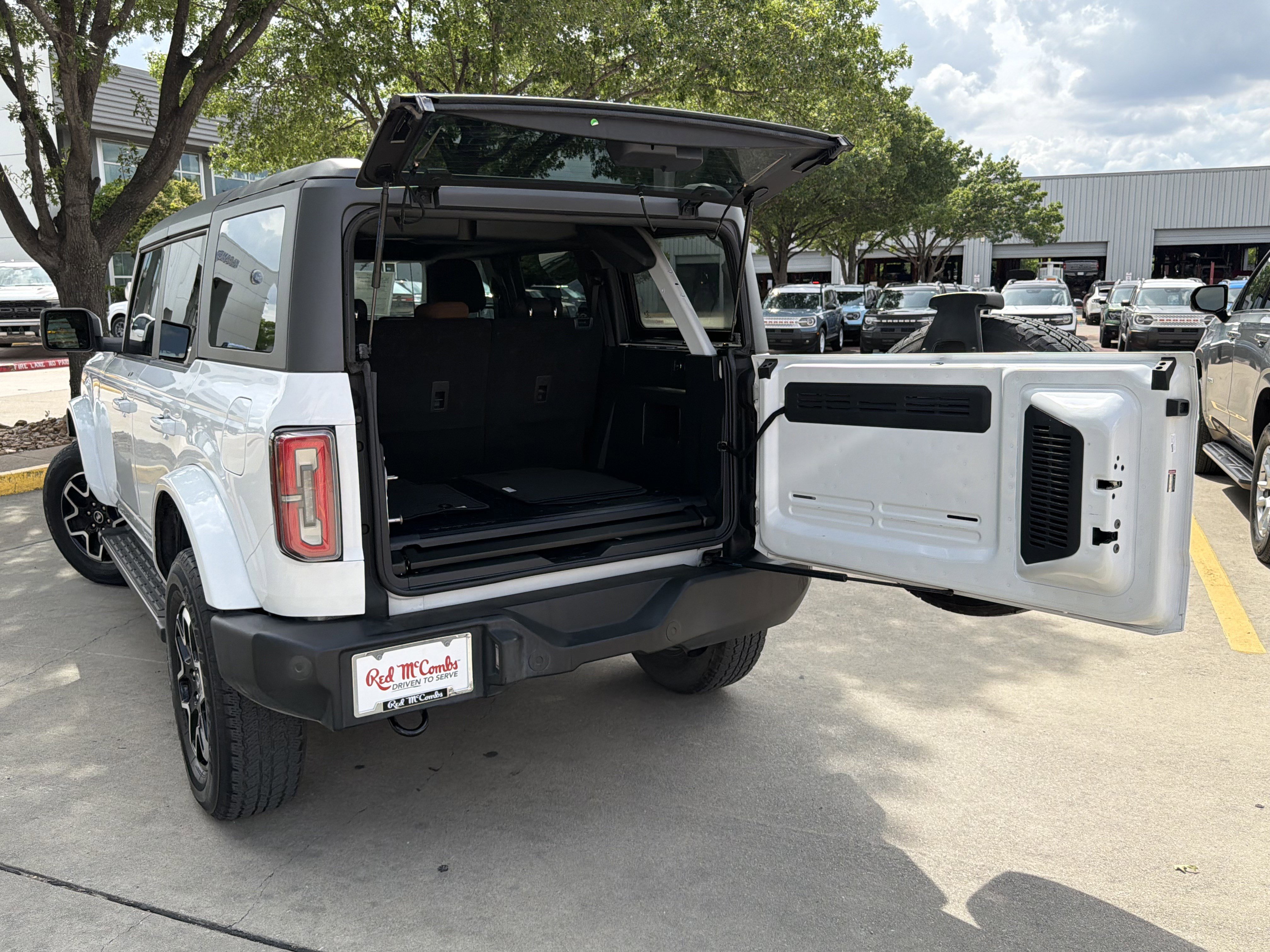 Certified 2022 Ford Bronco Outer Banks AWD/4WD image 8