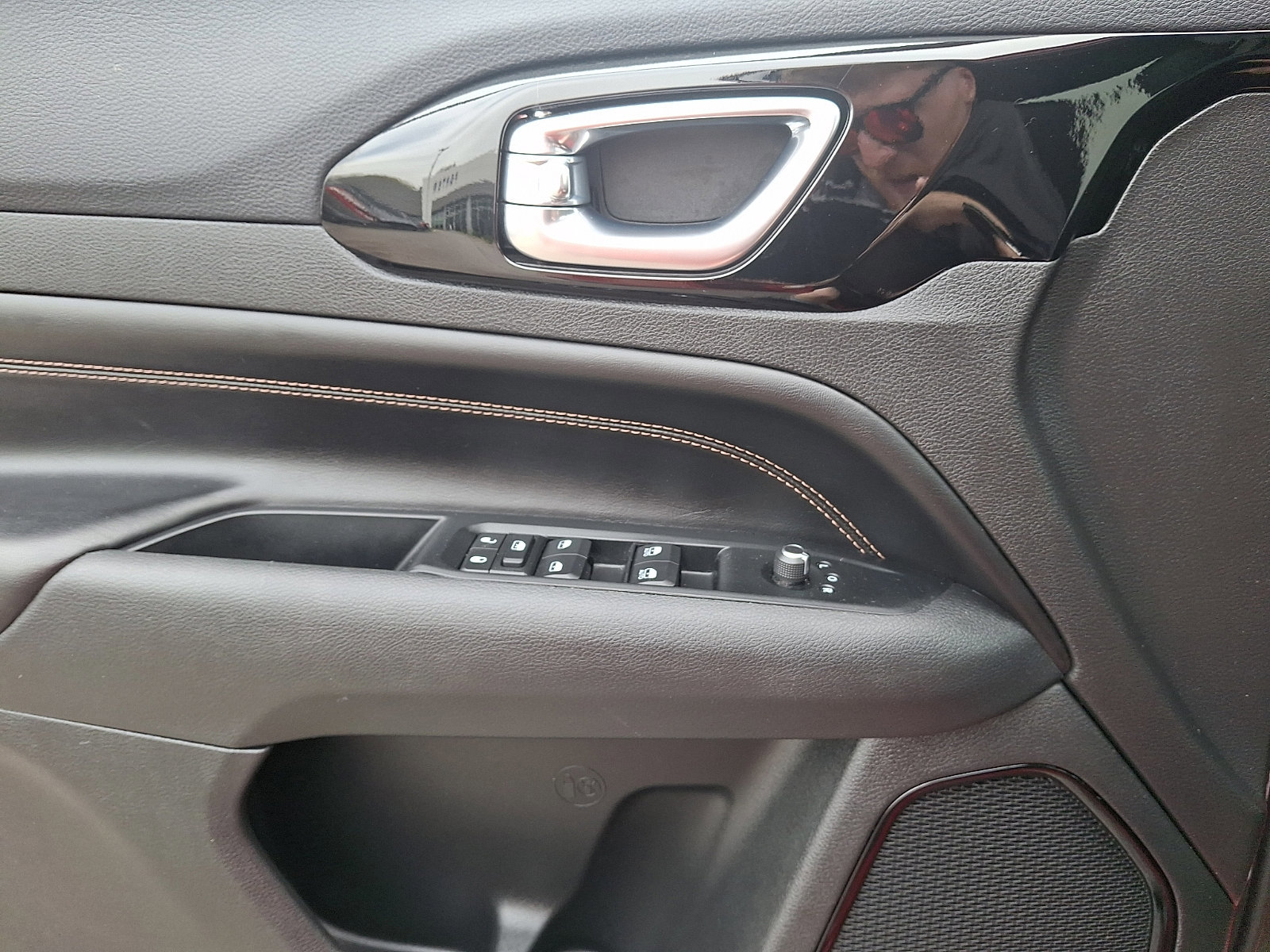 Used 2022 Jeep Compass Limited image 20