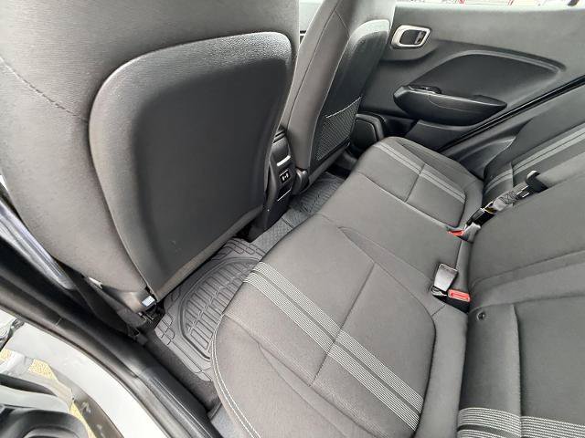 Used 2024 Hyundai Venue SEL FWD image 28