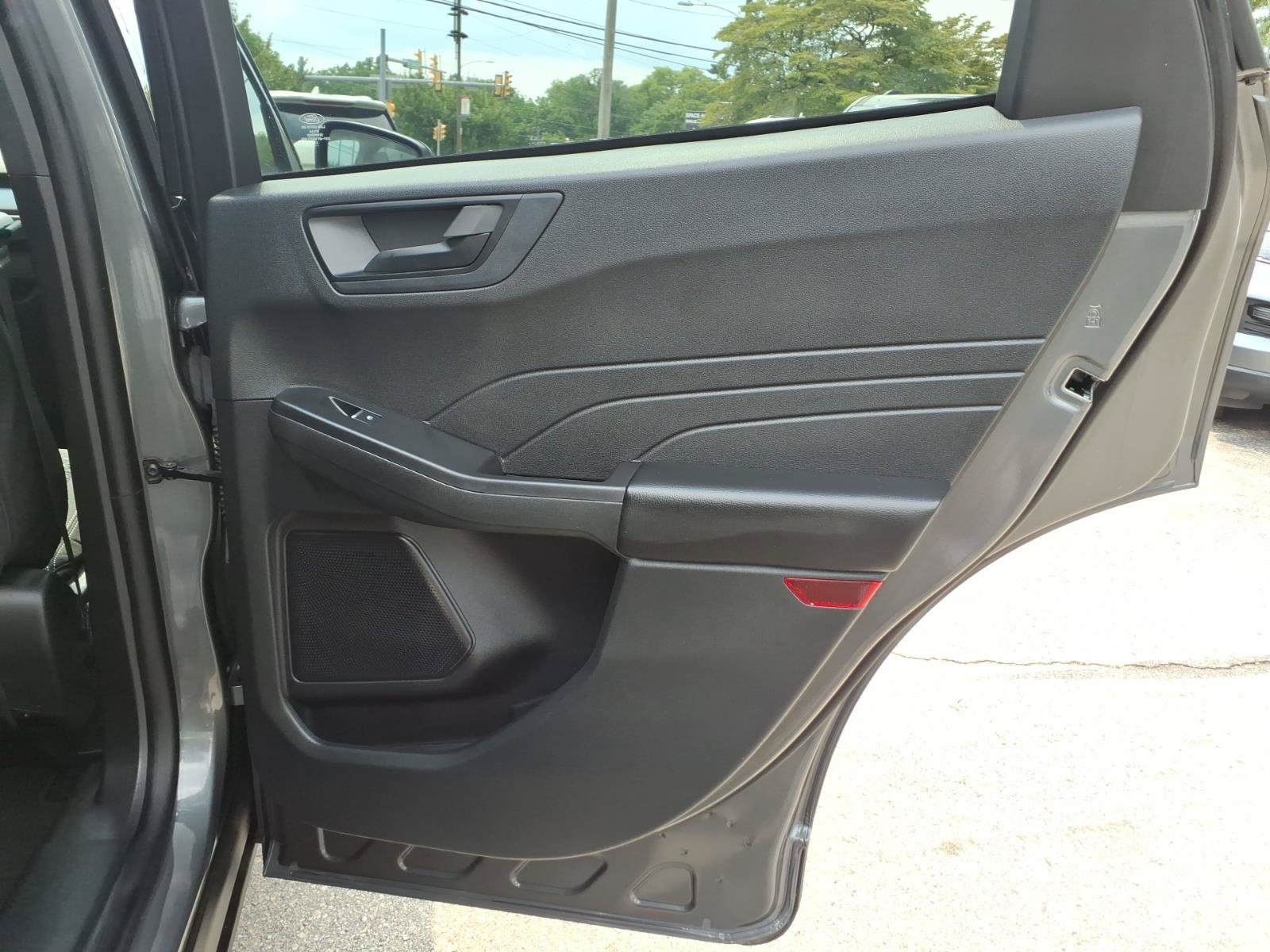Certified 2023 Ford Escape Active AWD/4WD image 27