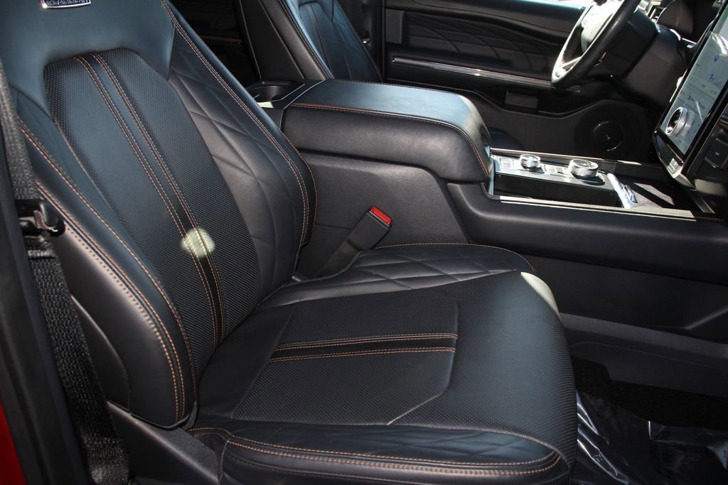Certified 2022 Ford Expedition Max Platinum image 27