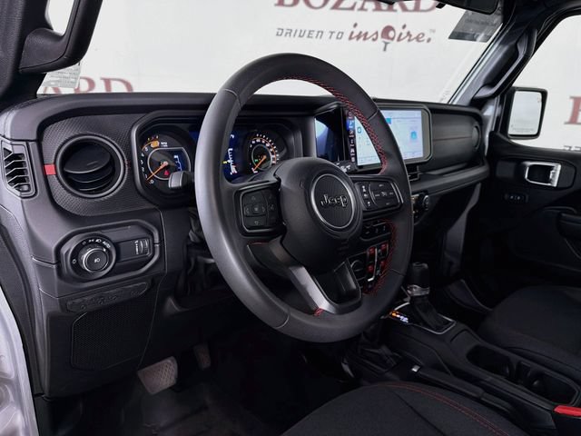 Used 2024 Jeep Wrangler Unlimited Rubicon AWD/4WD image 11