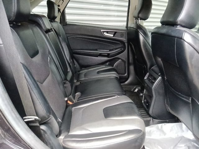 Certified 2022 Ford Edge Titanium w/ Equipment Group 301A AWD/4WD image 29