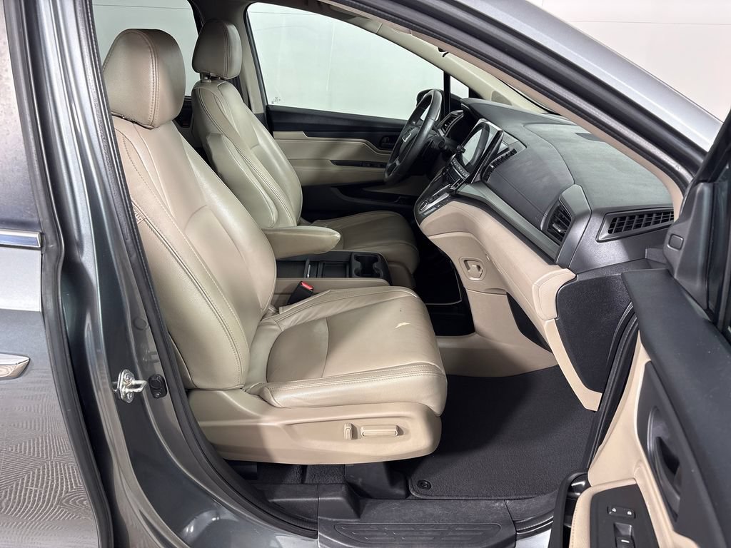 Used 2018 Honda Odyssey EX image 4