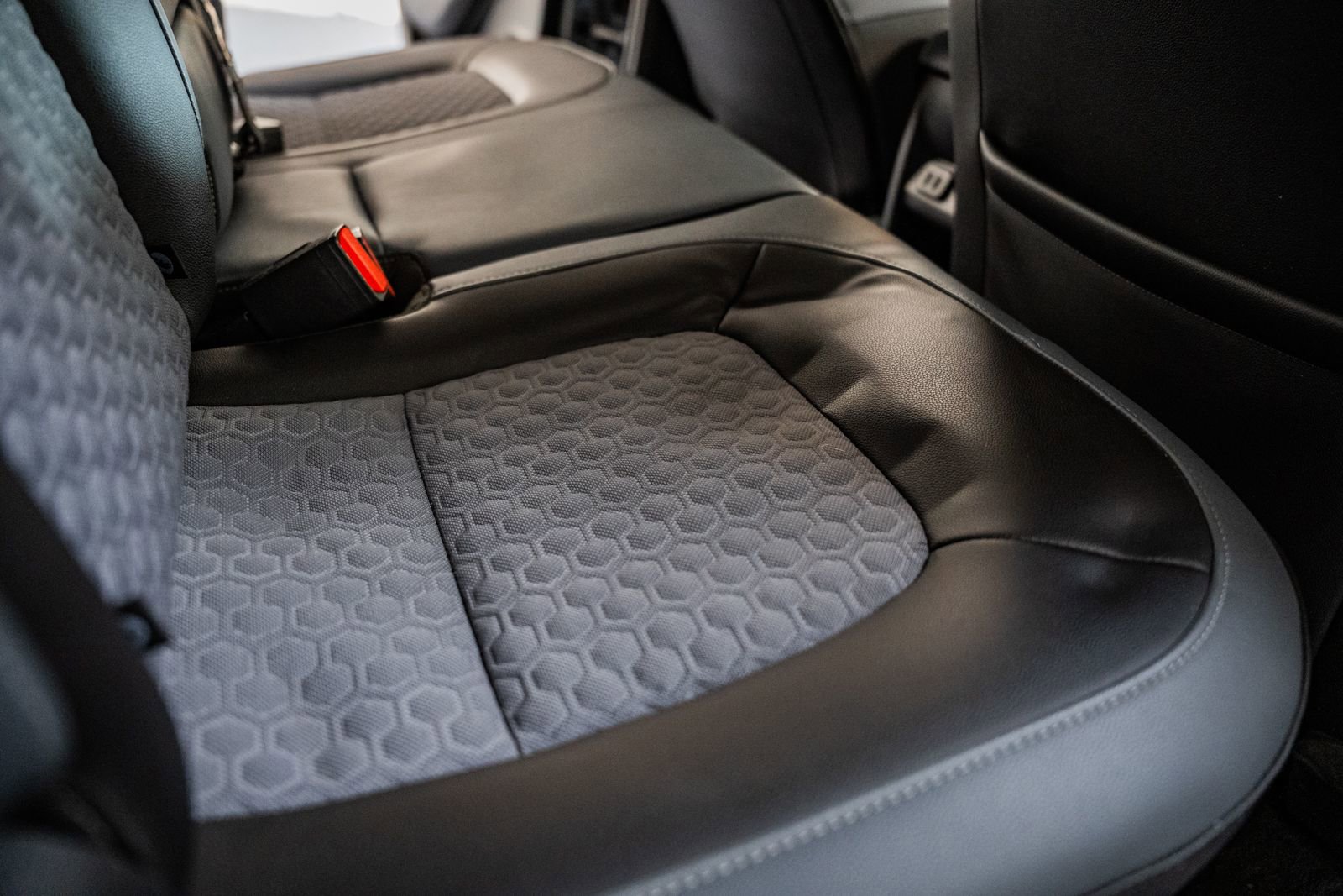 Used 2018 Chevrolet Colorado Z71 image 33