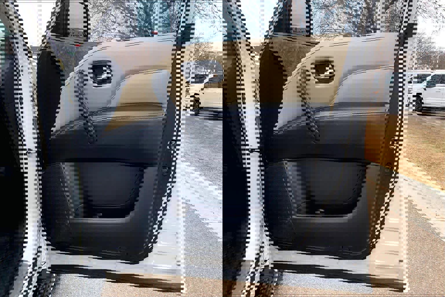 Used 2022 INFINITI QX80 Premium Select w/ Cargo Package image 23