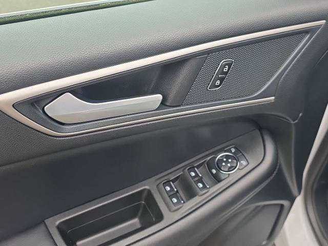 Certified 2023 Ford Edge SEL w/ Convenience Package AWD/4WD image 9